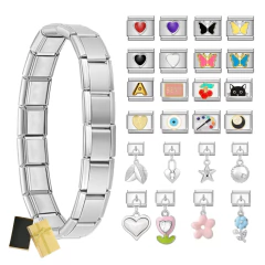 Pulsera Brazalete Plateada Para Mujer + 3 Dijes + Cajita