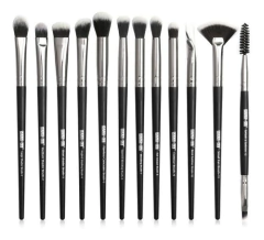 Set De Brochas Maquillaje Profesional X12 Paris Night en internet