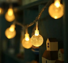 Imagen de Luces Bolitas 28 Led Guirnalda Calida 5 Mts A Pilas Transpar