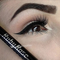 Kit Perfilador De Cejas + Delineador Ojos Pincita Tijerita en internet