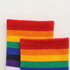 X4 Pares Medias Orgullo Diseño Liso Con Arcoiris Unisex Lgbt - M&Q REGALOS