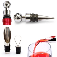 Imagen de Set 4 Pcs Accesorios Para Vino + Ajedrez De Madera Portatil