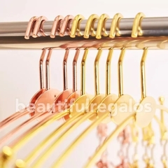 Percha De Metal Con Broches Sujetadores Ropa Interior X5 en internet