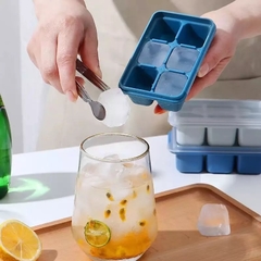 Mini Hieleras X3 Cubeteras De Silicona Con Tapa Hermética en internet