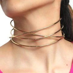 Collar Gargantilla 4 Linea Choker Centro Metal Ajustado Dama en internet