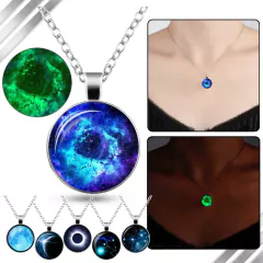 Collar Con Dije Galaxia Brillan En La Oscuridad Nebulosa