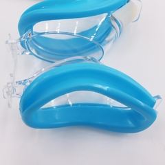 Antiparras Pileta Natación Adulto Niño Ajustable Con Estuche - M&Q REGALOS