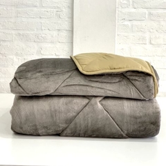 ACOLCHADO SIMIL PLUMÓN VELVET ATERCIOPELADO MEDIDA QUEEN - comprar online