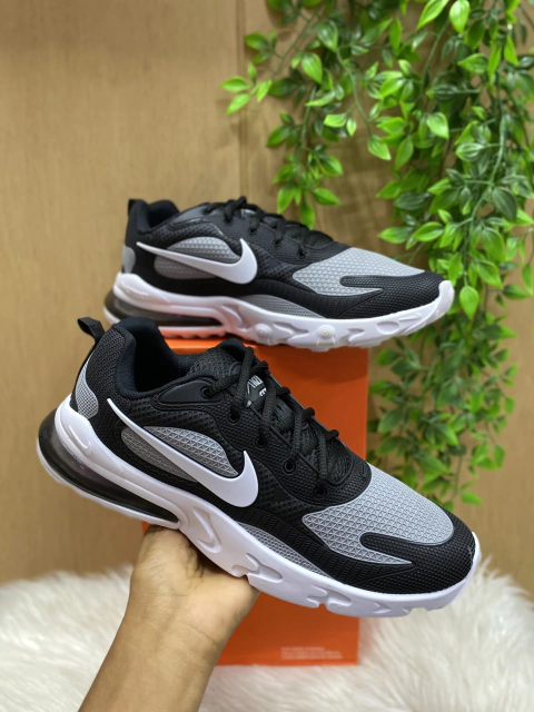 NIKE REACT 270