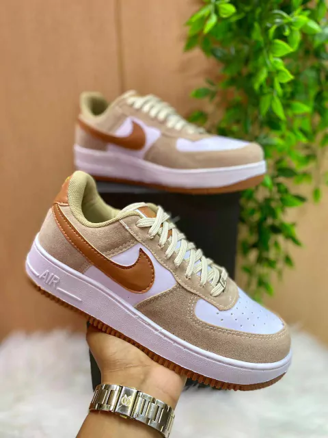 NIKE AIR FORCE