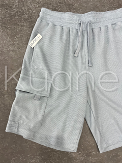 Short cargo Ares en internet