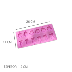 MOLDE PLANCHA 12 CHUPETINES PEPPA PIG Y HUELLAS - comprar online