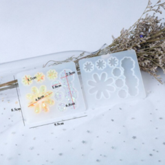 MOLDE SILICONA PLANCHA HEBILLA NUBES Y FLORES - comprar online