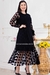 Vestido Com Ziper Paula em Tule Preto Midi e com Detalhes em Guipir - comprar online