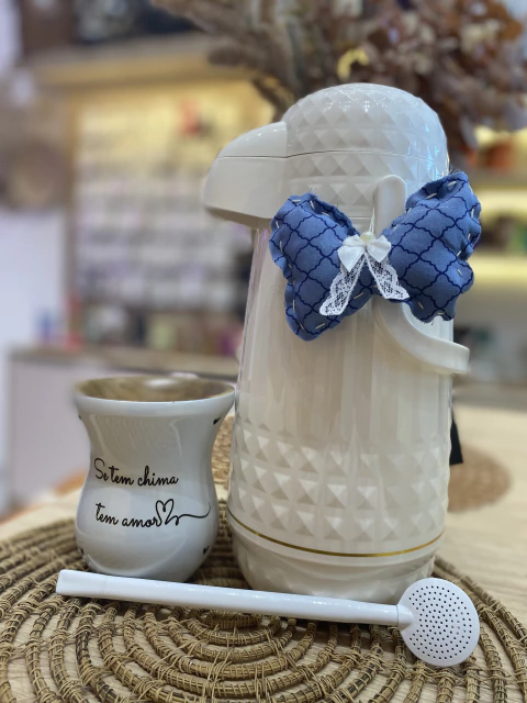 Kit 4 Peças-Cuia +Bomba +Pingente térmica + Garrafa Térmica valentina 1 LT. - comprar online