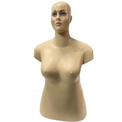 Busto Plus Size com cabeça