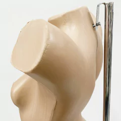 Manequim Gingada com pedestal Claudia Raia JP - SMexpositores