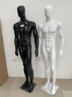 Manequim Masculino Bombado Auto Brilho. - comprar online