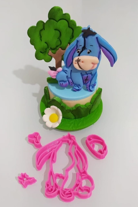 C179 BURRO POOH 6,5CM 014