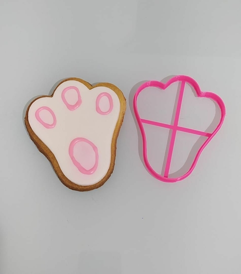 B23 BISCOITO PATA 10CM 011