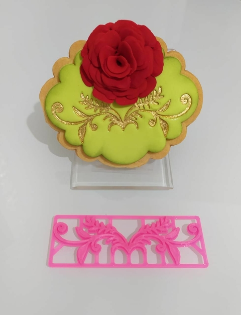 M27 MARCADOR ARABESCO E FOLHAS 10CM