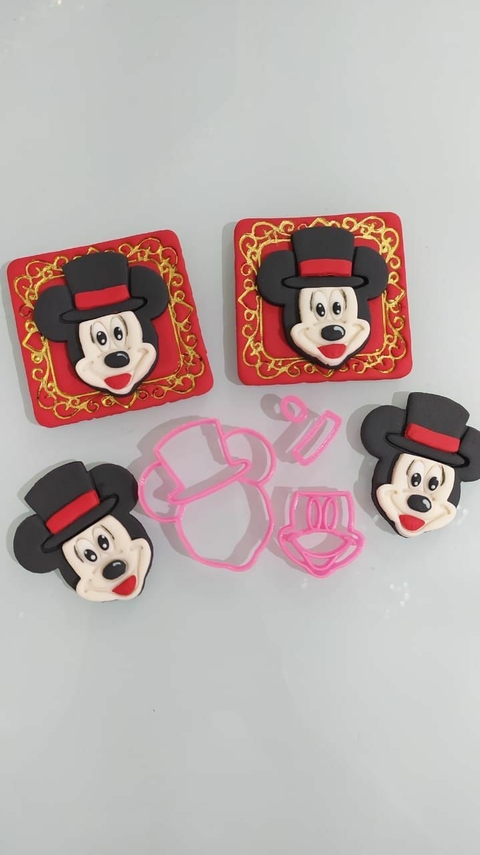 C16 CORTADORES MICKEY CIRCO 5,5CM 009