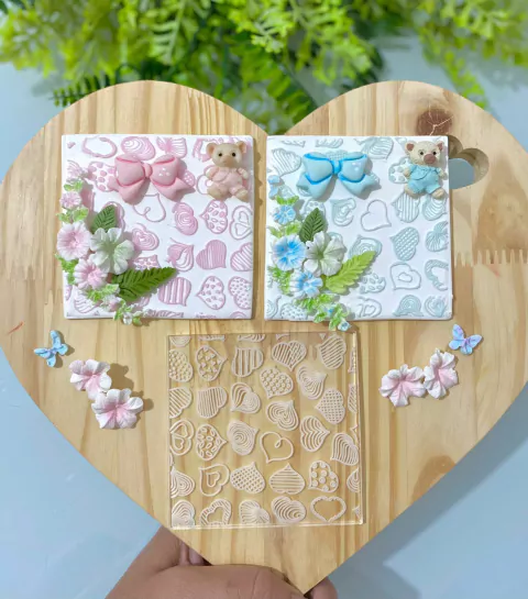 TX54 TEXTURA CORAÇÃO ONDULADO 8X8CM 0013