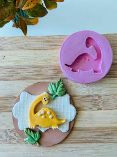 MS148 DINO MÉDIO 2 6CM 008