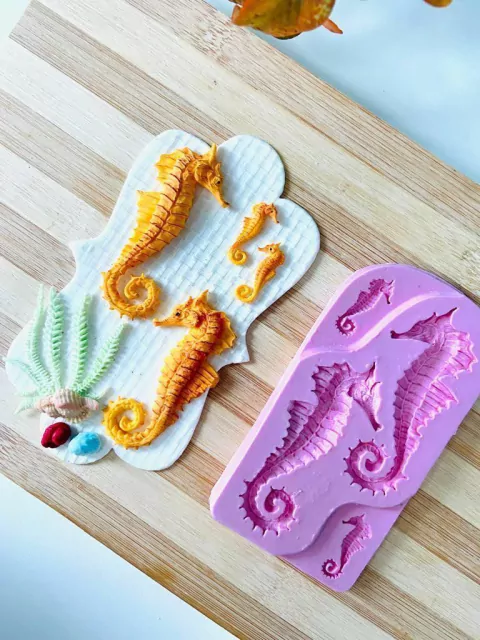 MS100 MOLDE CAVALO MARINHO 10CM 0013