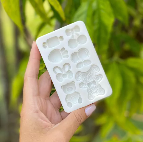 MS1039 MOLDE DE SILICONE URSINHO COM CEREJA