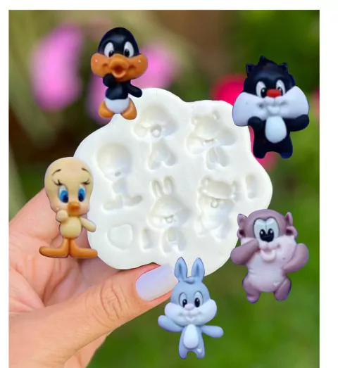 MS1239 LOONEY TUNES BABY (TAMANHO DAS PEÇAS VARIAM DE 4 A 5CM) 0019