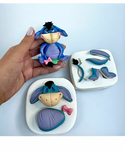 MS1270 BURRO BISONHO DO URSINHO POOH 8CM 0050