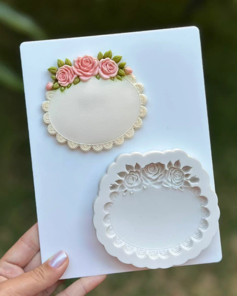 MS1373 MOLDURA BICO DE RENDA COM FLORES 7,5CM 0019 - comprar online