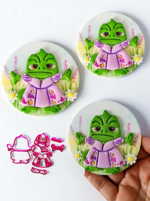 C783 PASCAL DE VESTIDO RAPUNZEL DE ENROLADOS 7,5CM 0019 - comprar online