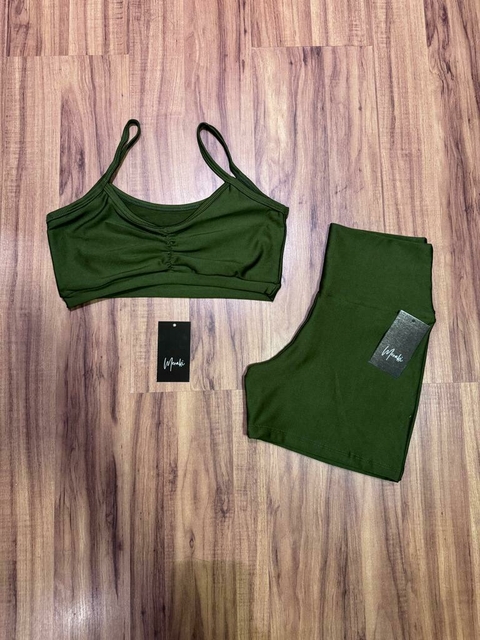 Conjunto Isa Verde Oliva