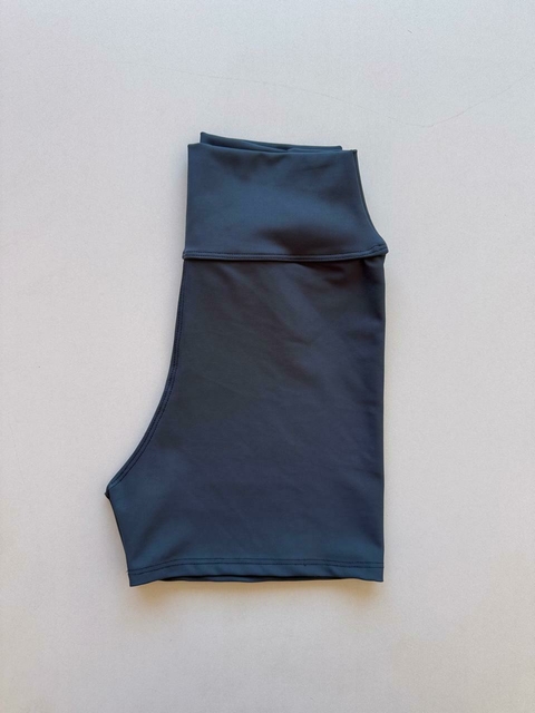 Short Básico Poliamida- Chumbo - comprar online