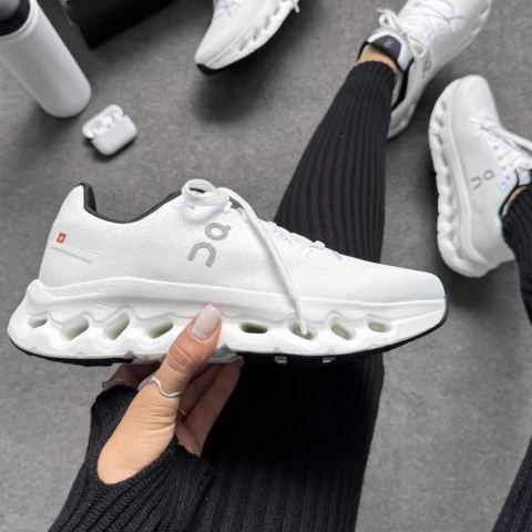 Tênis On Cloud gelo - comprar online