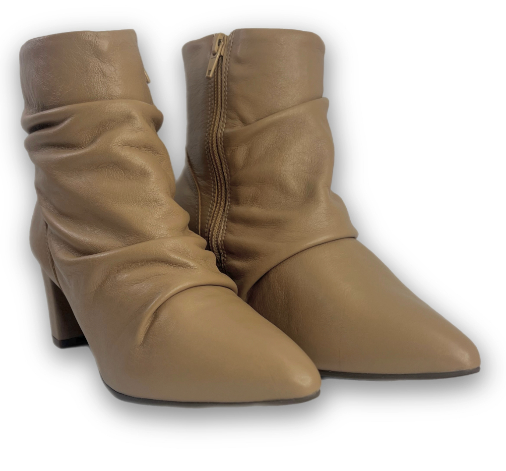 Bota Parô All Day Couro Soft Leather Feminina Nude - loja online
