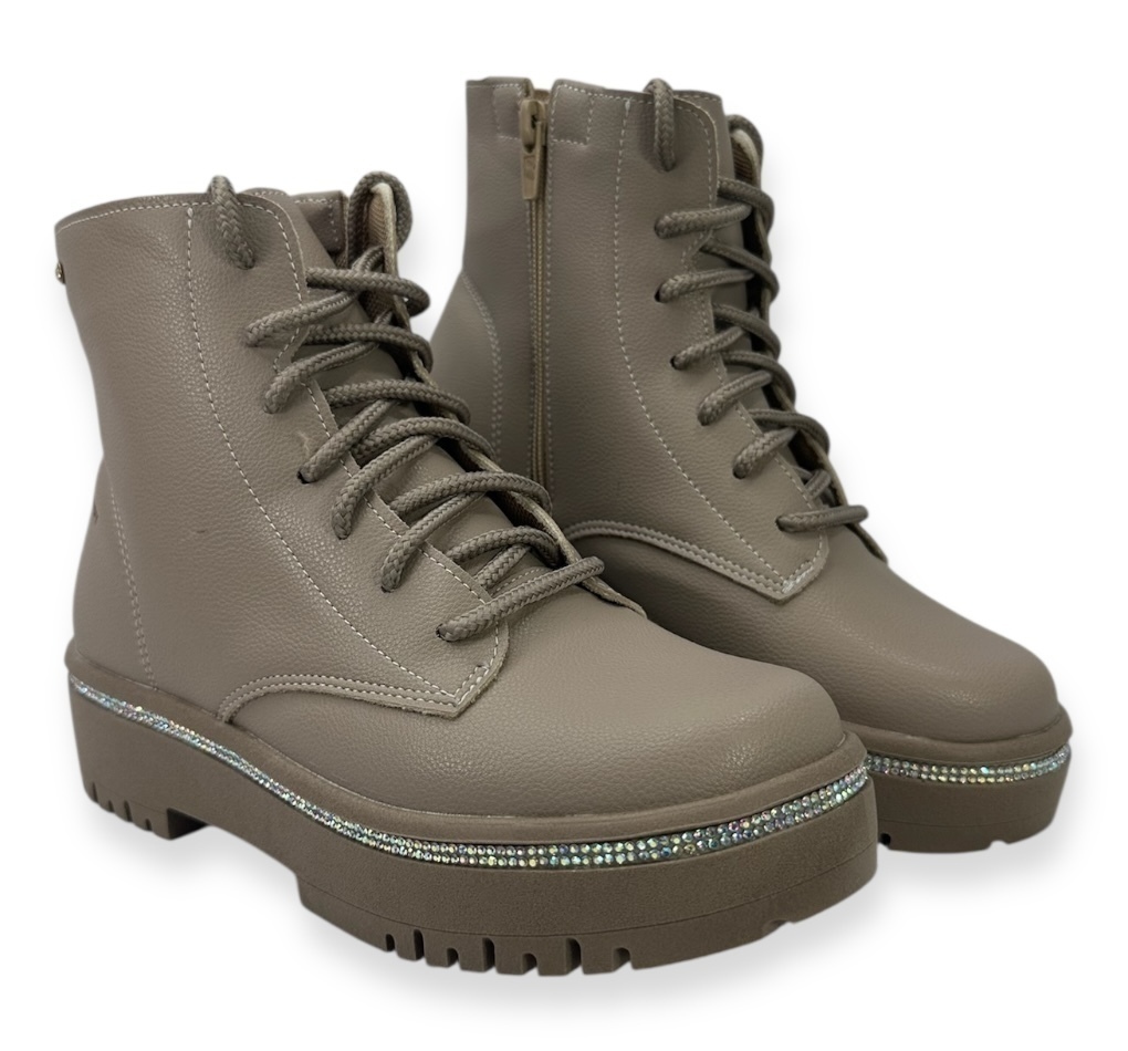 Imagem do Bota Bloompy Versalhes Napa Menina Creme
