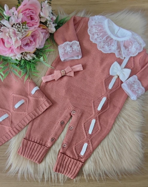 Saída de maternidade em tricô