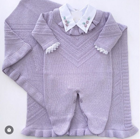 Saída de maternidade em tricô bebê menina