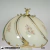 Antigo abajur de porcelana e vidro