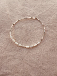 PULSERA BOLITAS PLATA, CENTRO NÁCAR en internet