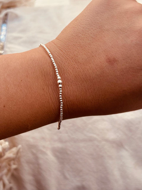 PULSERA BOLITAS CENTRO