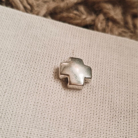 DIJE CRUZ EQUILIBRIO