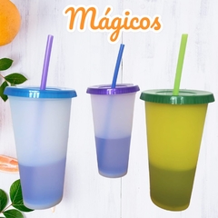Vaso mágico que cambia de color con agua fría
