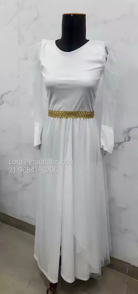 Macacão Alvo mais que a Neve com manga em Tule