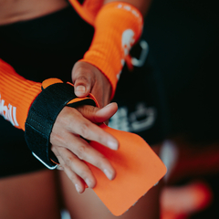 Hand Grip CF Ultra na internet