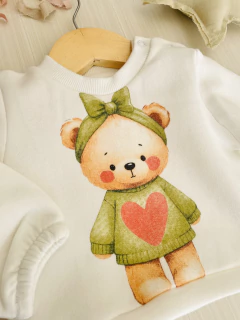 Buzo Lucrecia Manteca - comprar online