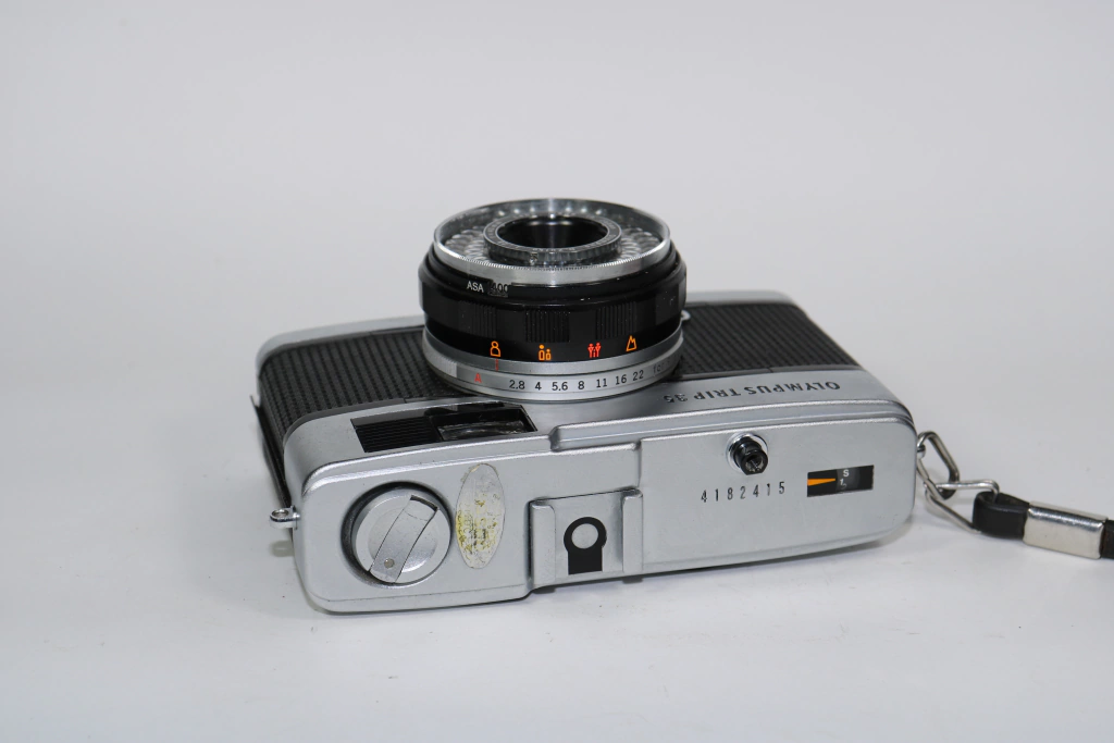 Câmera Olympus Trip 35 - Garimpo Analógico |